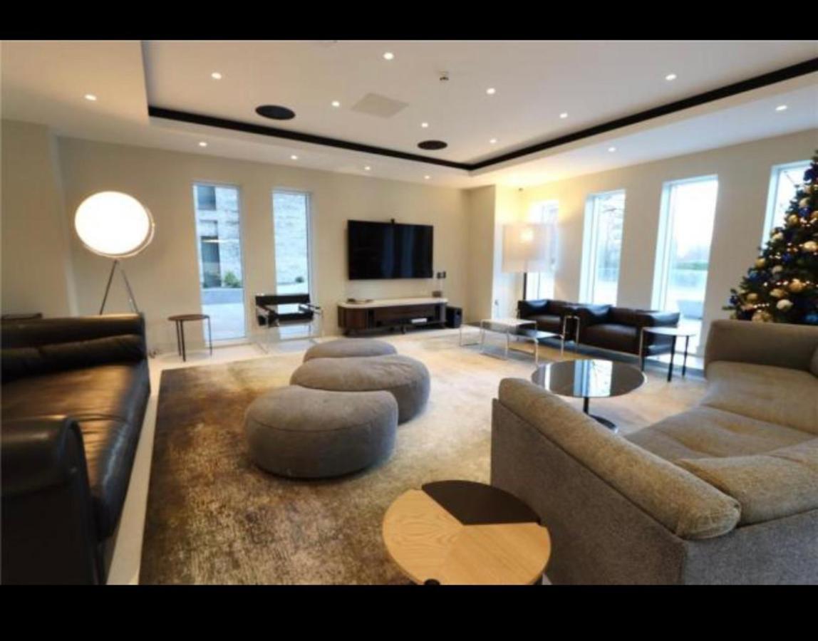 Апартаменты Luxurious Centre 2 Bed *